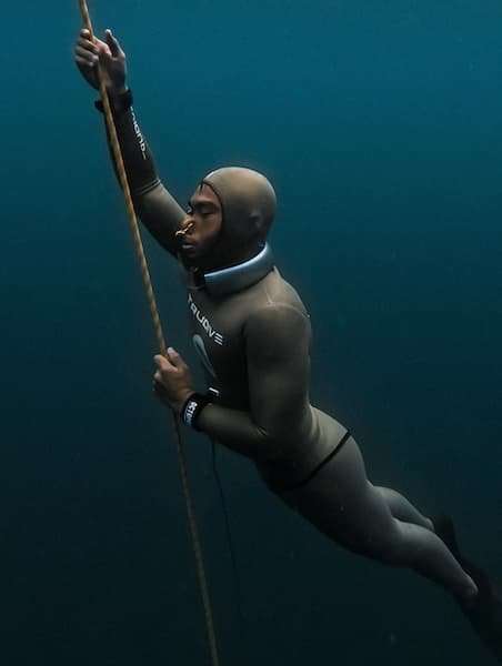 Alchemy Freediving Neck Weight - Heavy 7 Alchemy Freediving Neck Weight - Heavy - Image 7