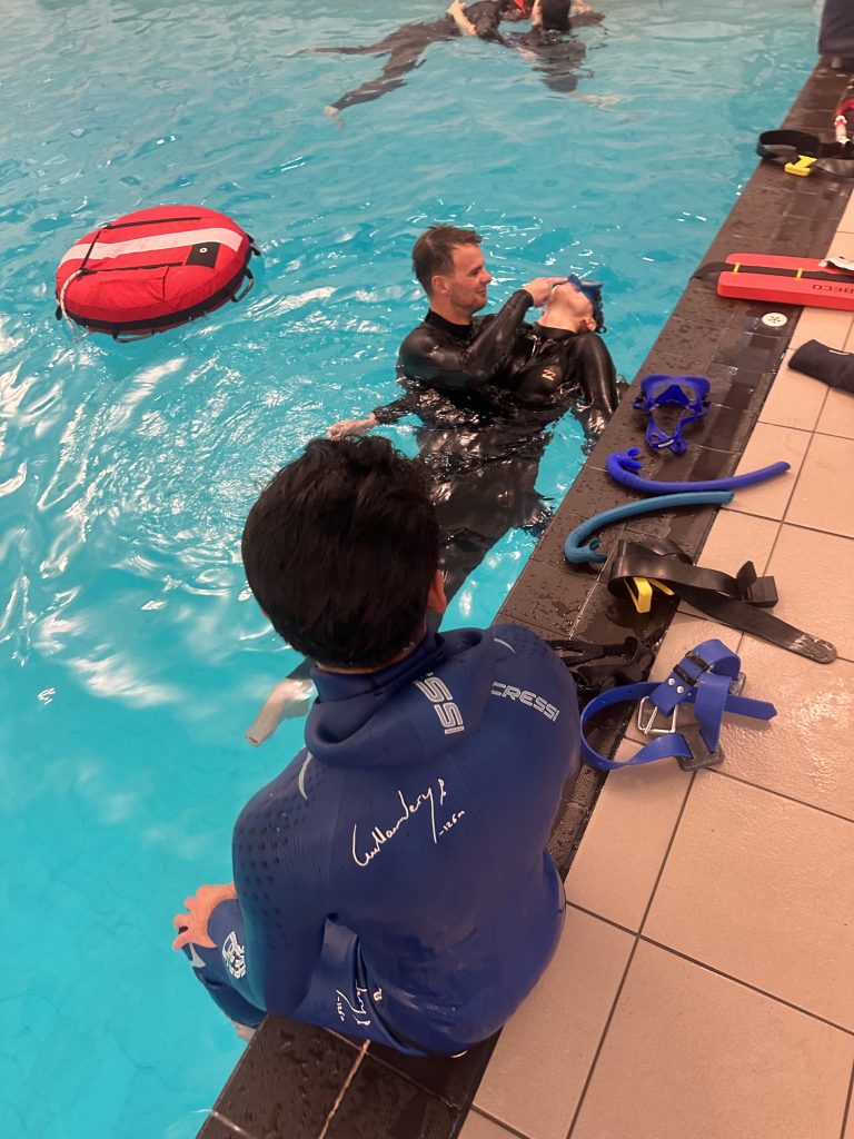 Freediving London rescue training fl7 1